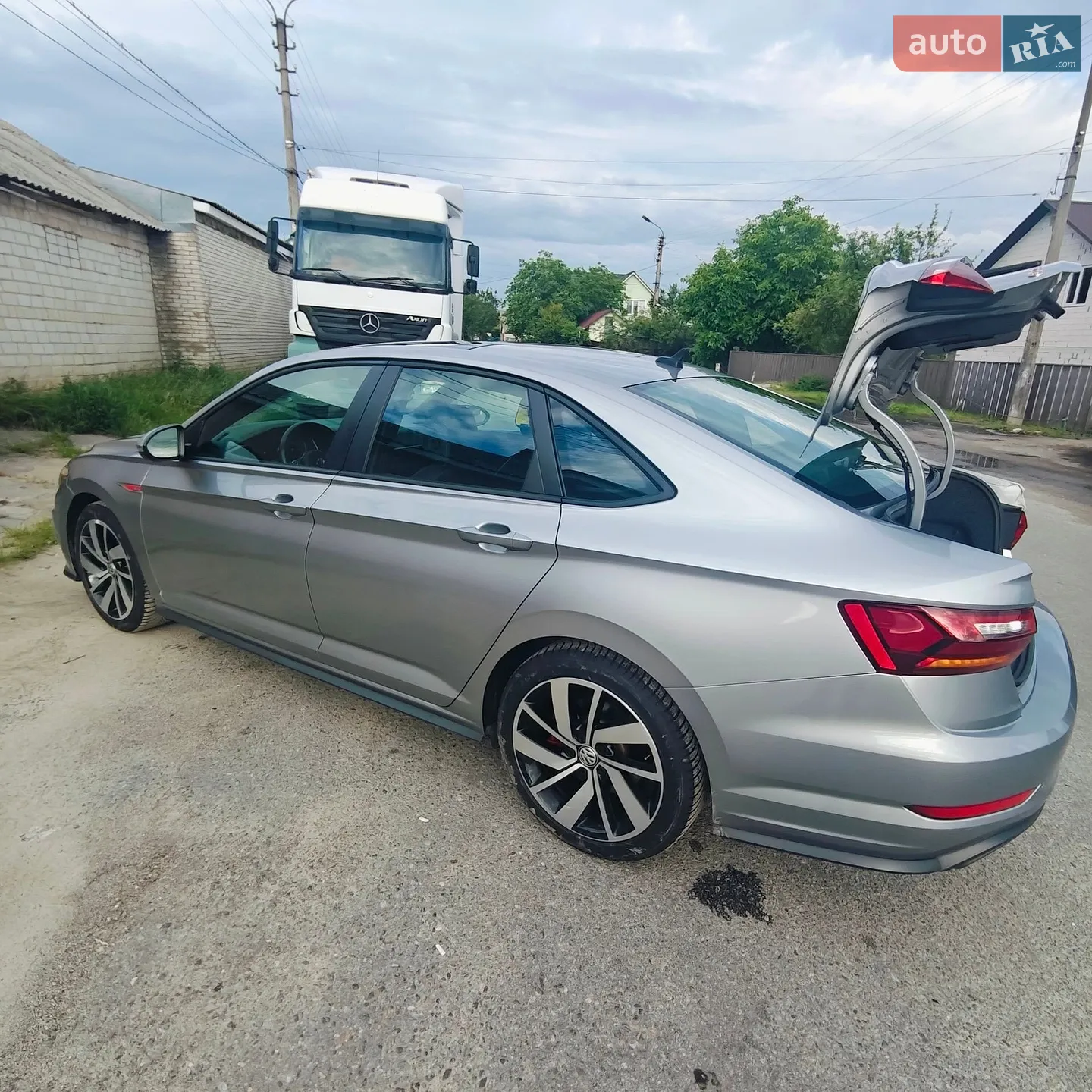 2019 Volkswagen Jetta - мініатюра 2