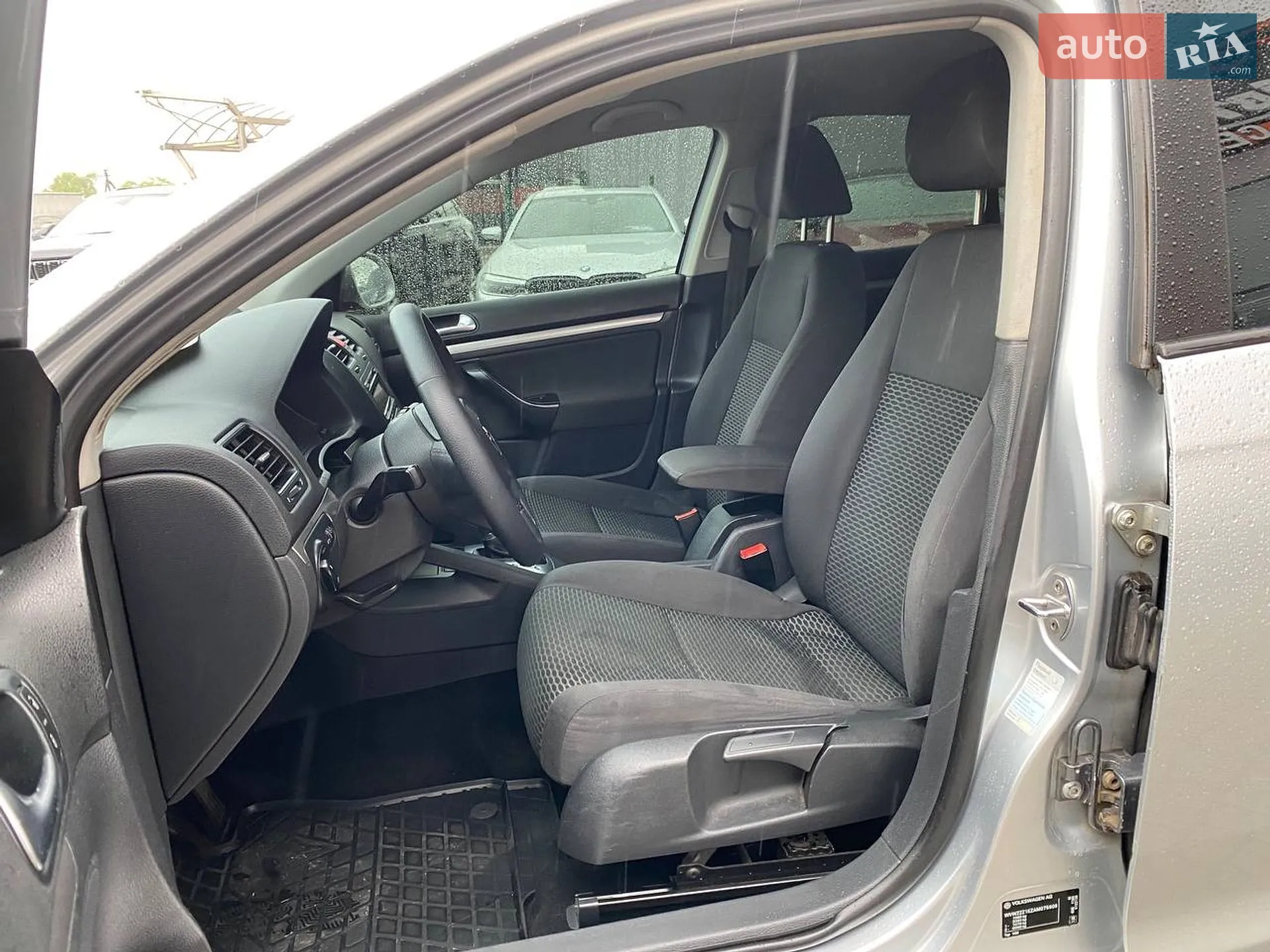 2010 Volkswagen Jetta - мініатюра 17