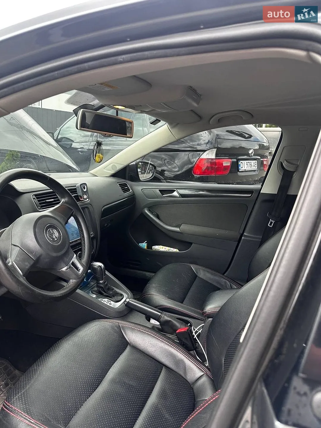 2012 Volkswagen Jetta - фото 1