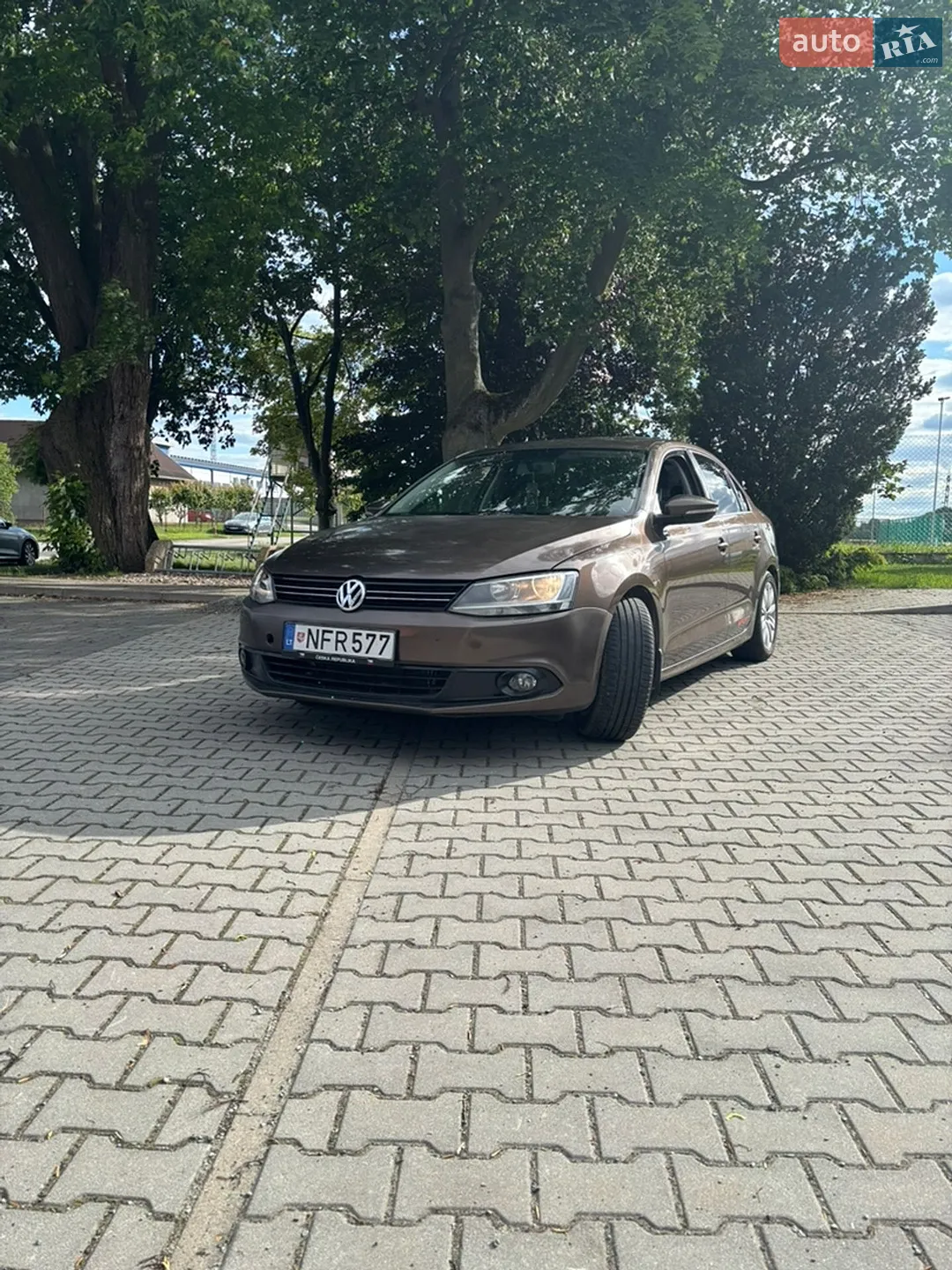 2011 Volkswagen Jetta - фото 1