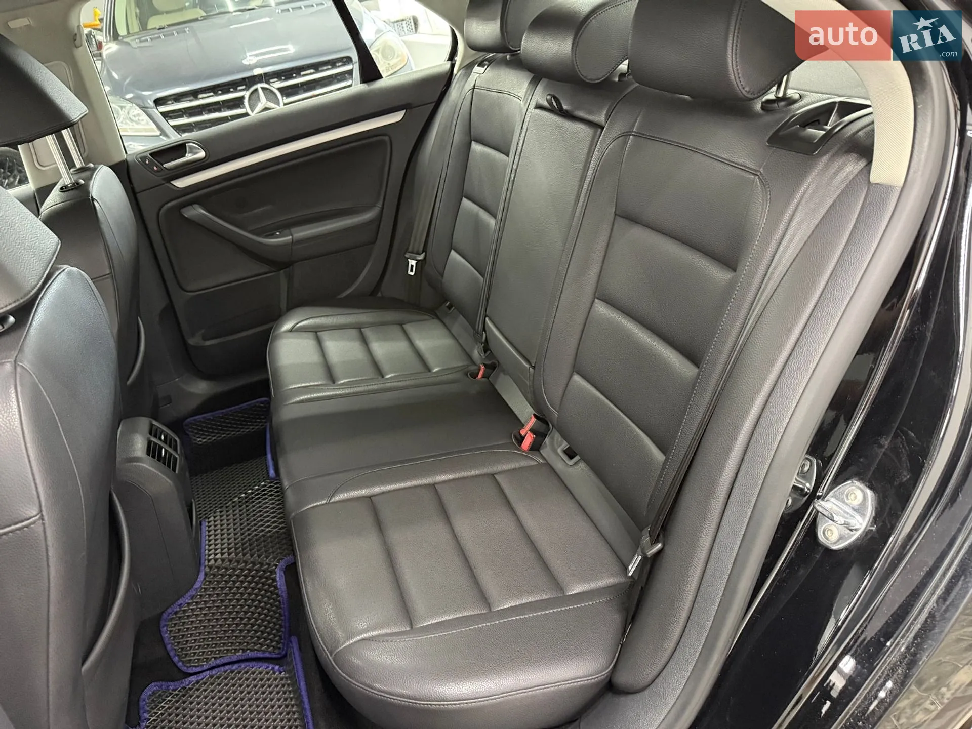 2010 Volkswagen Jetta - мініатюра 13