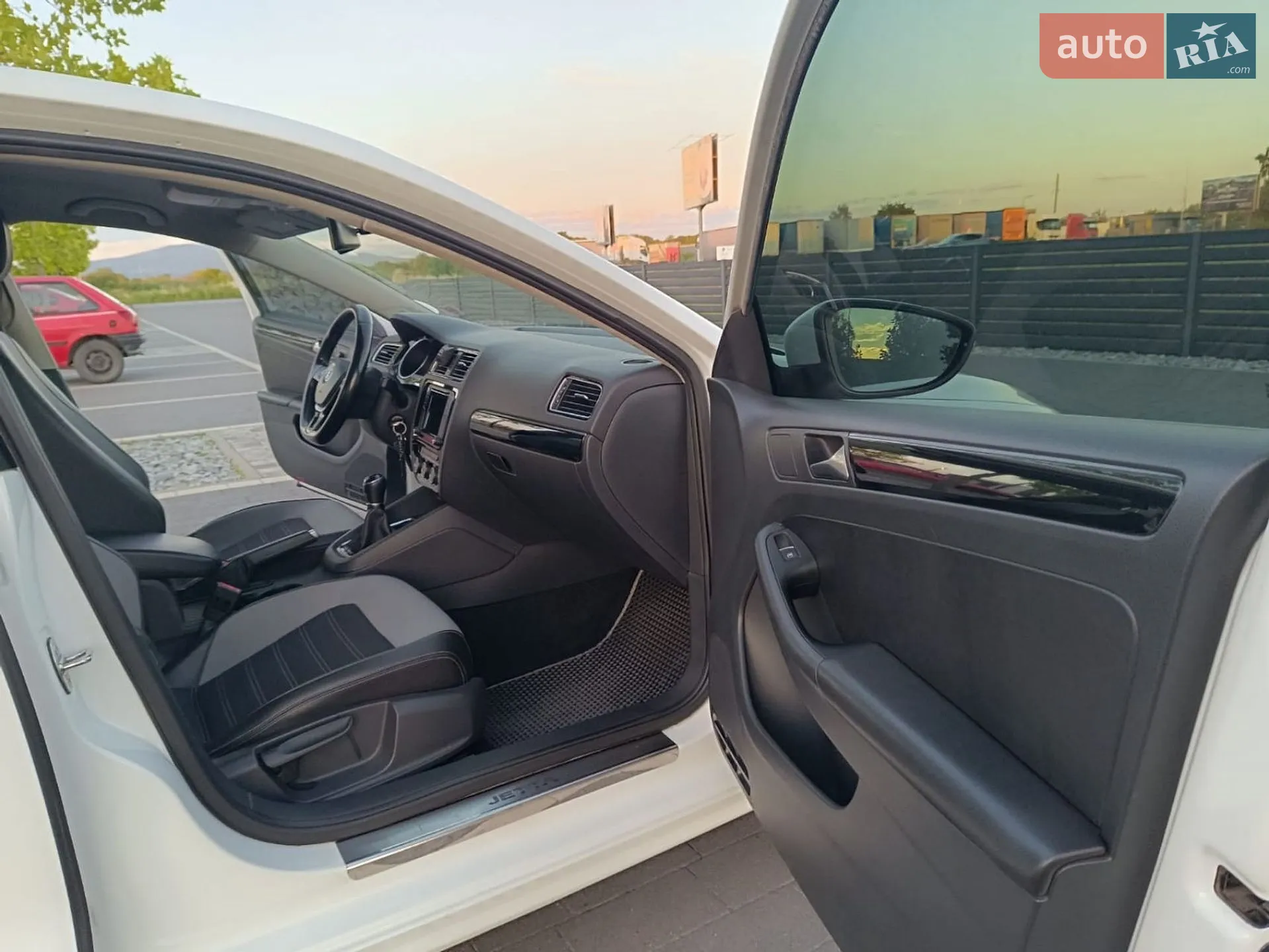 2016 Volkswagen Jetta - мініатюра 28