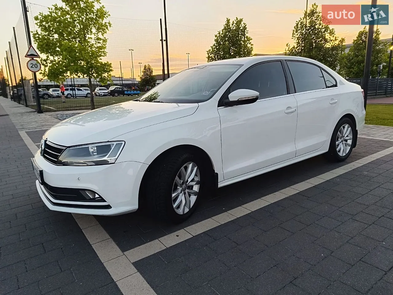 2017 Volkswagen Jetta - мініатюра 17