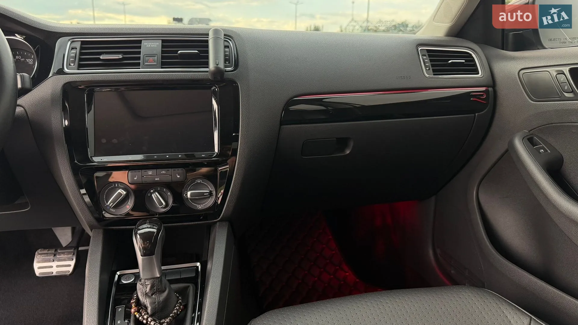 2016 Volkswagen Jetta - мініатюра 24