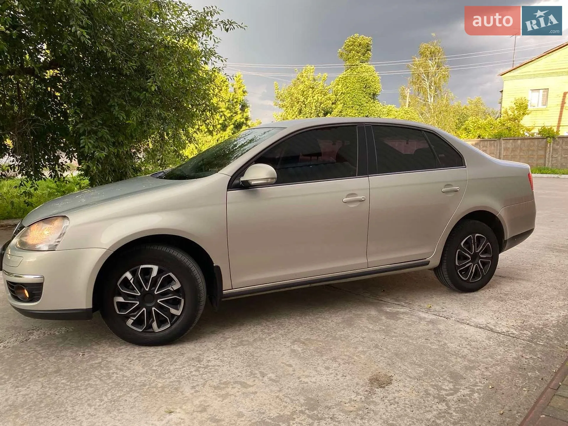 2010 Volkswagen Jetta - мініатюра 5