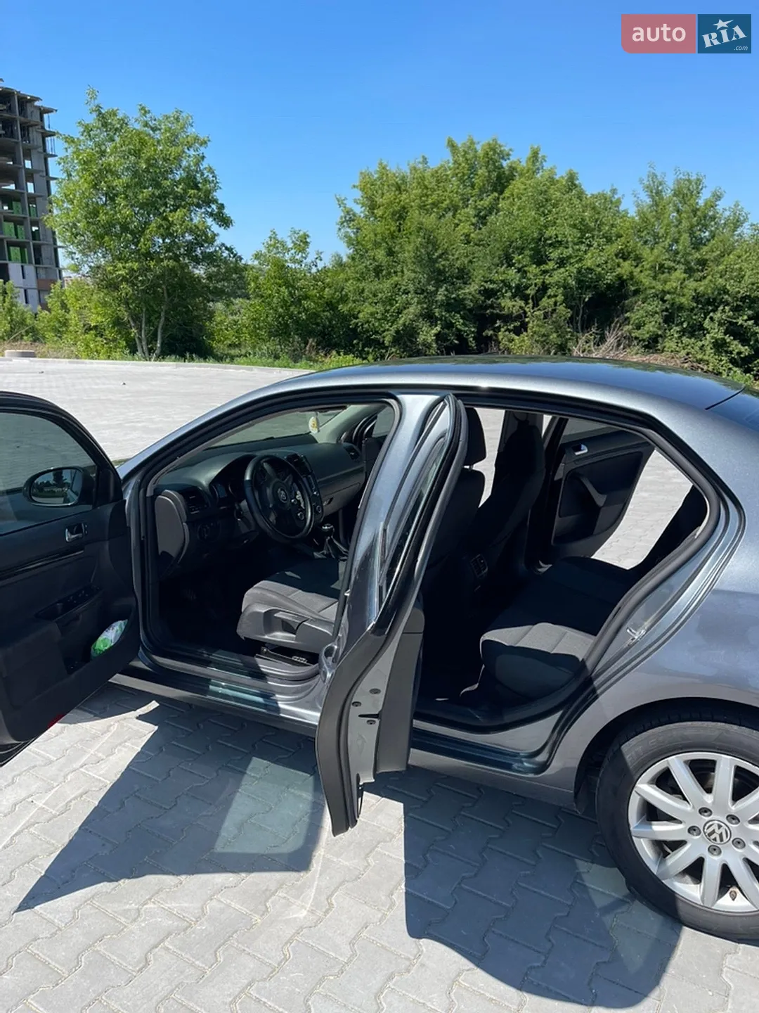 2010 Volkswagen Jetta - мініатюра 12
