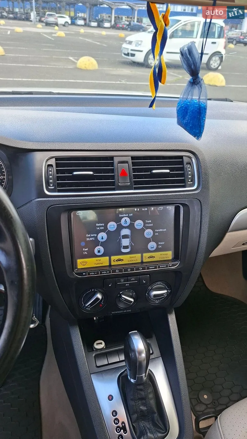 2012 Volkswagen Jetta - мініатюра 40