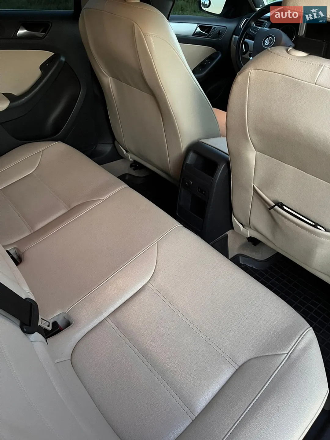 2011 Volkswagen Jetta - мініатюра 10