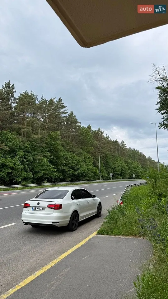 2016 Volkswagen Jetta - мініатюра 24