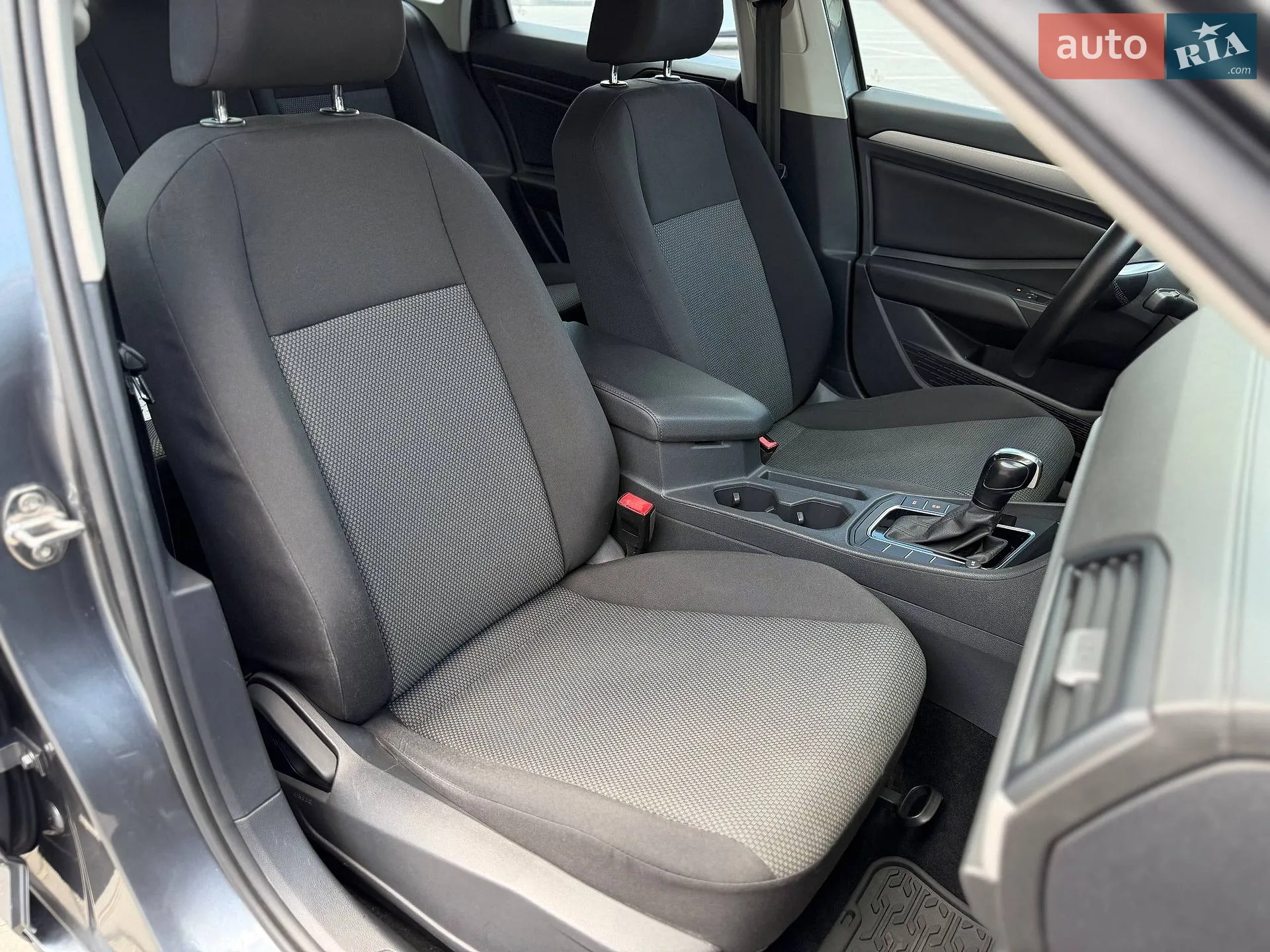 2018 Volkswagen Jetta - мініатюра 42