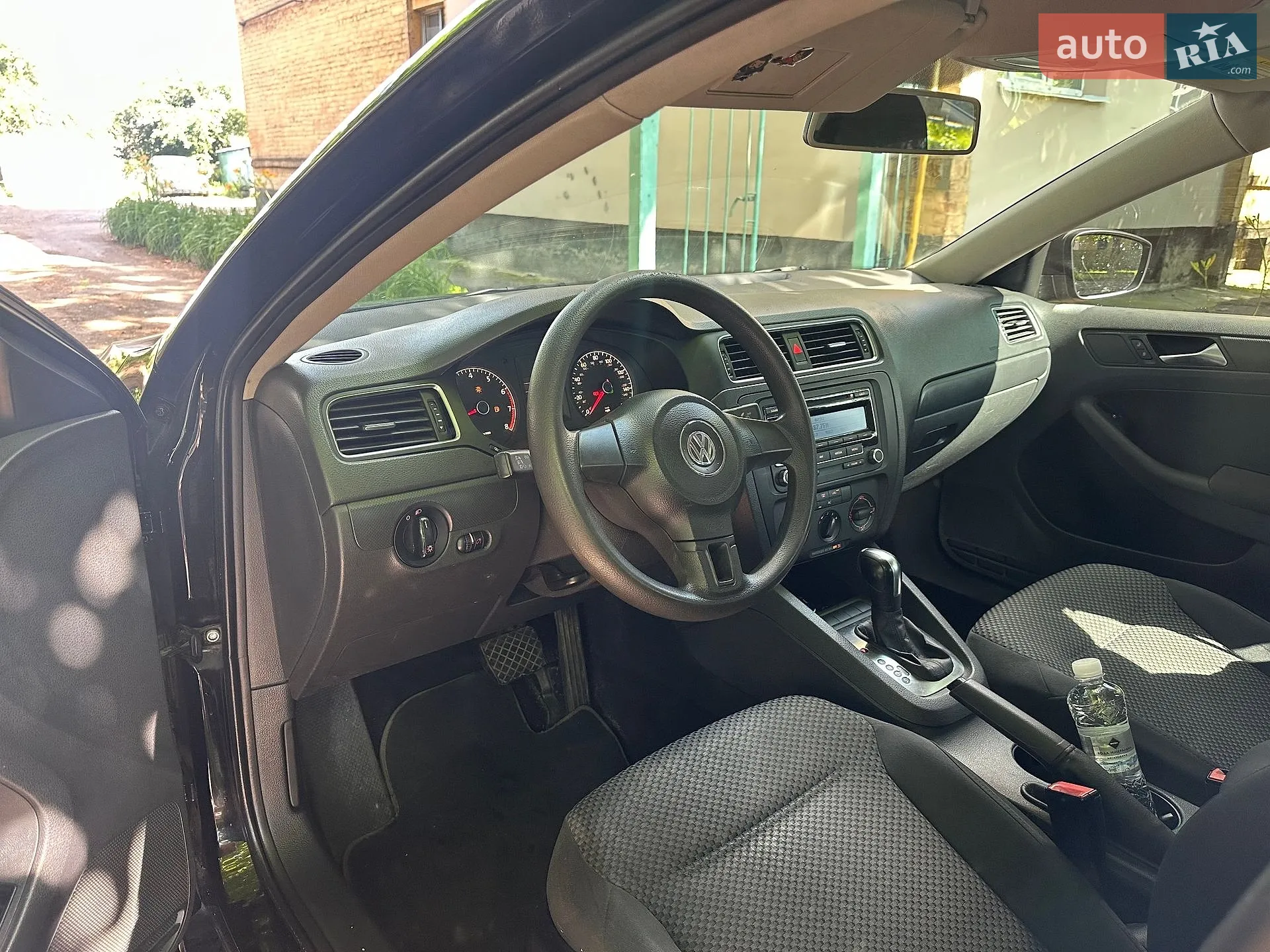 2010 Volkswagen Jetta - мініатюра 8