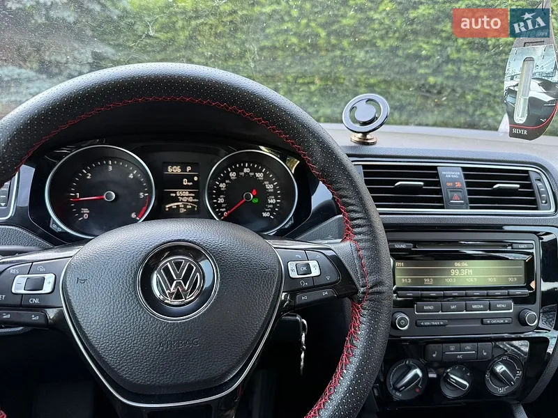 Volkswagen Jetta 2015 VIN 3VWLA7AJ4FM278283 фото оголошення 9 з 63