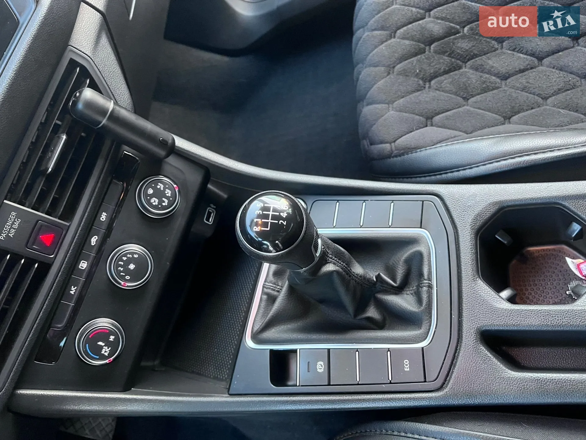 2018 Volkswagen Jetta - мініатюра 32