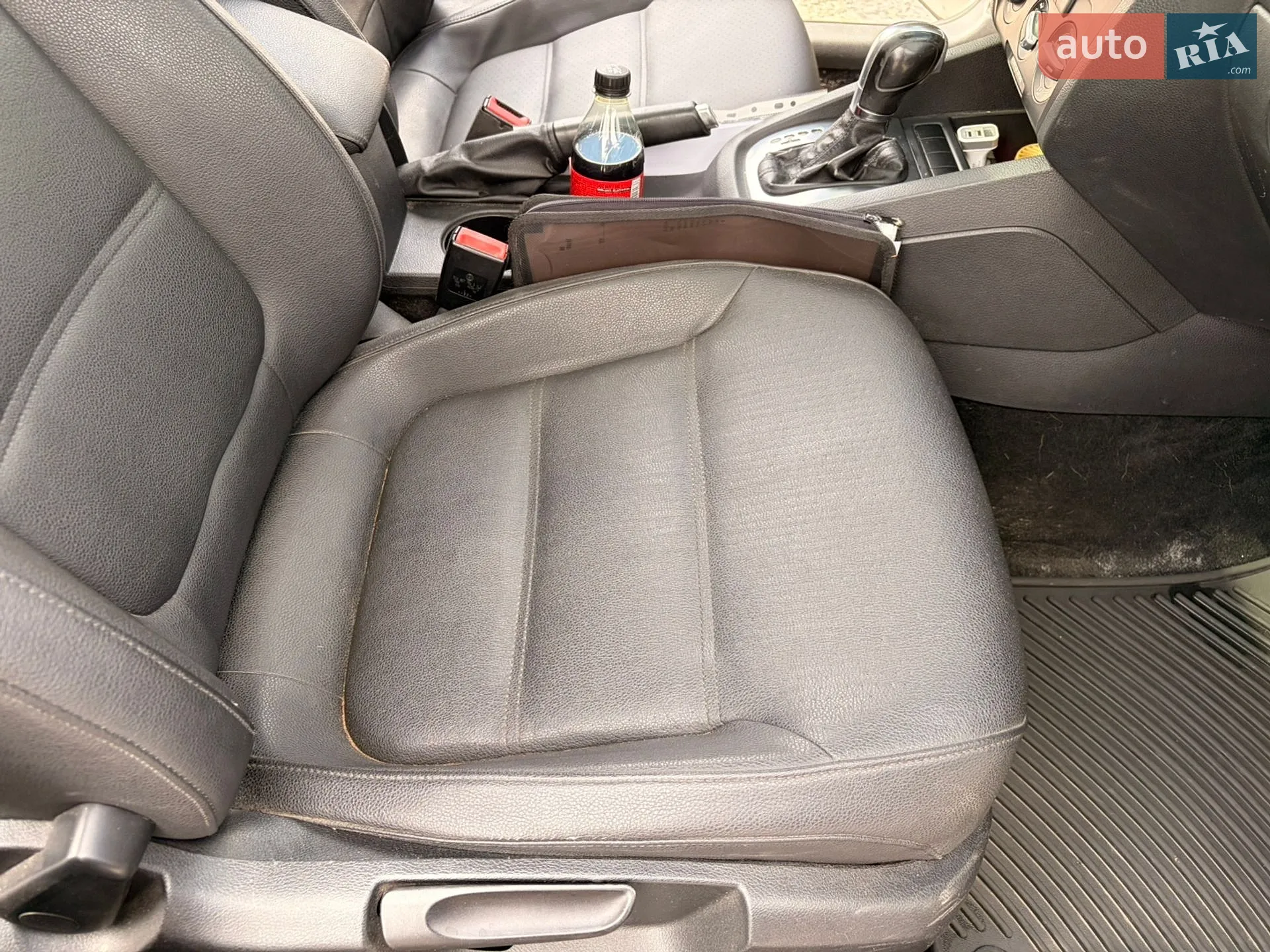 2010 Volkswagen Jetta - мініатюра 16