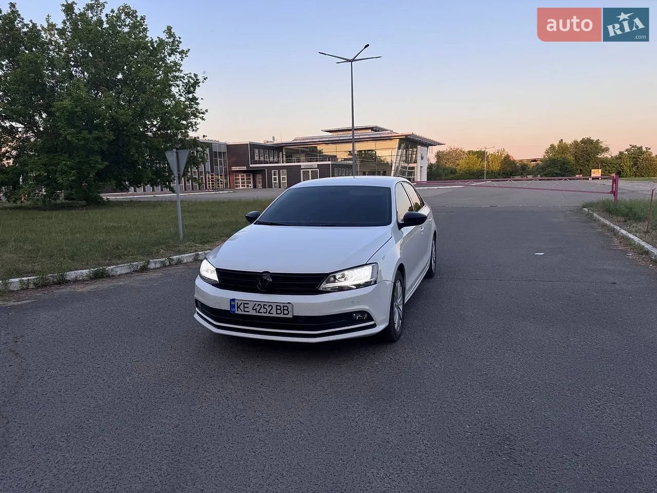 2016 Volkswagen Jetta - мініатюра 14