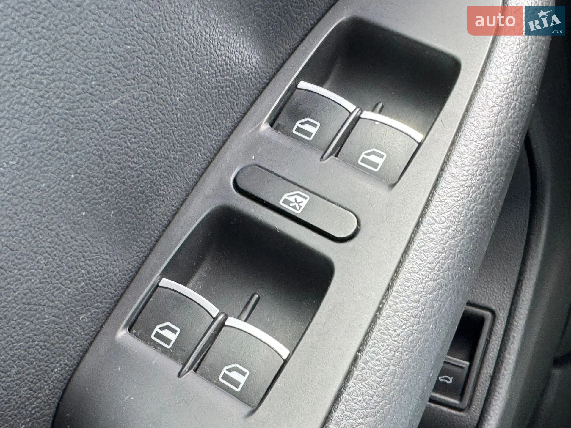 2014 Volkswagen Jetta - мініатюра 30