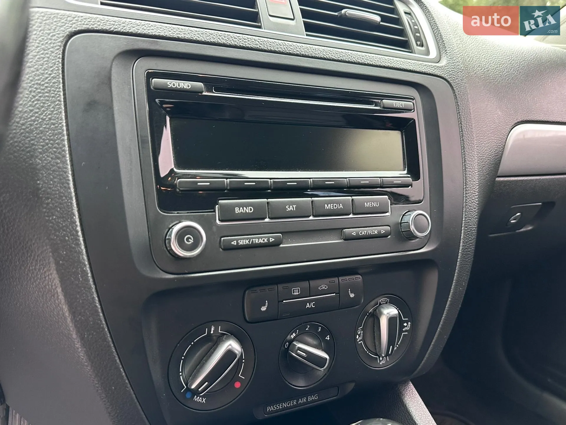 2014 Volkswagen Jetta - мініатюра 32