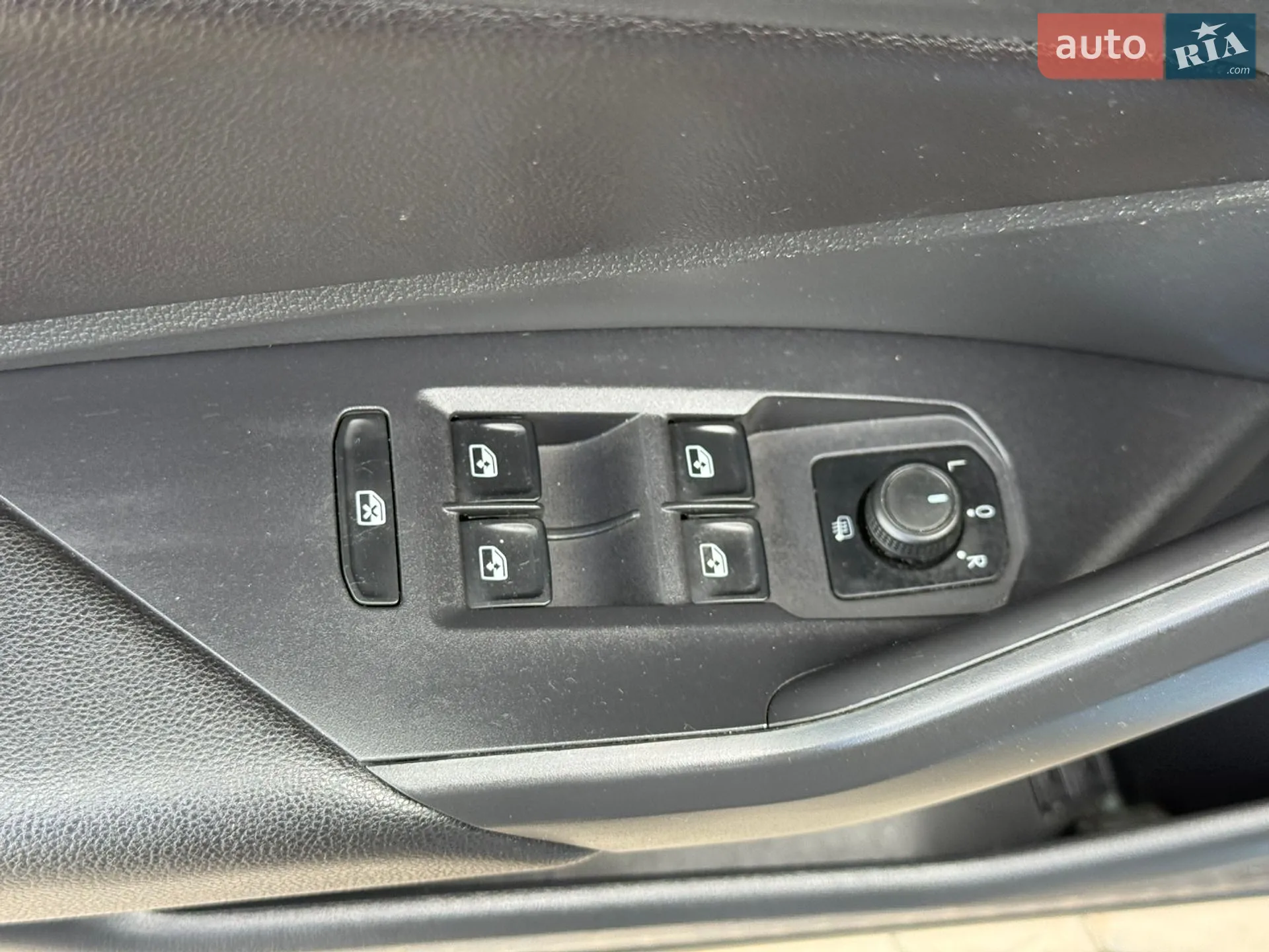 2018 Volkswagen Jetta - мініатюра 37