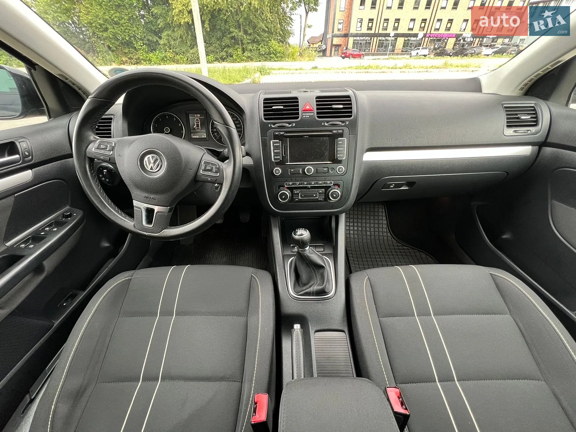 2010 Volkswagen Jetta - мініатюра 23