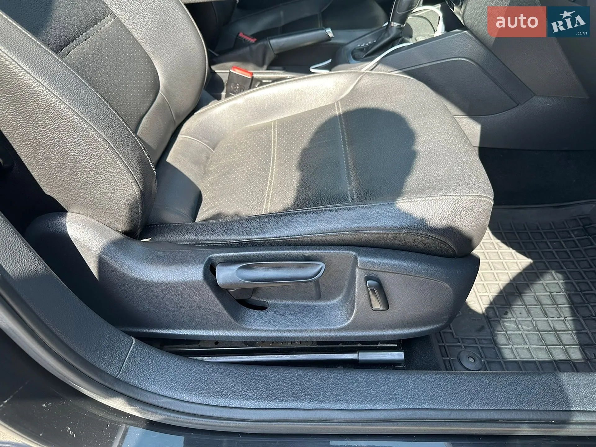 2014 Volkswagen Jetta - мініатюра 38