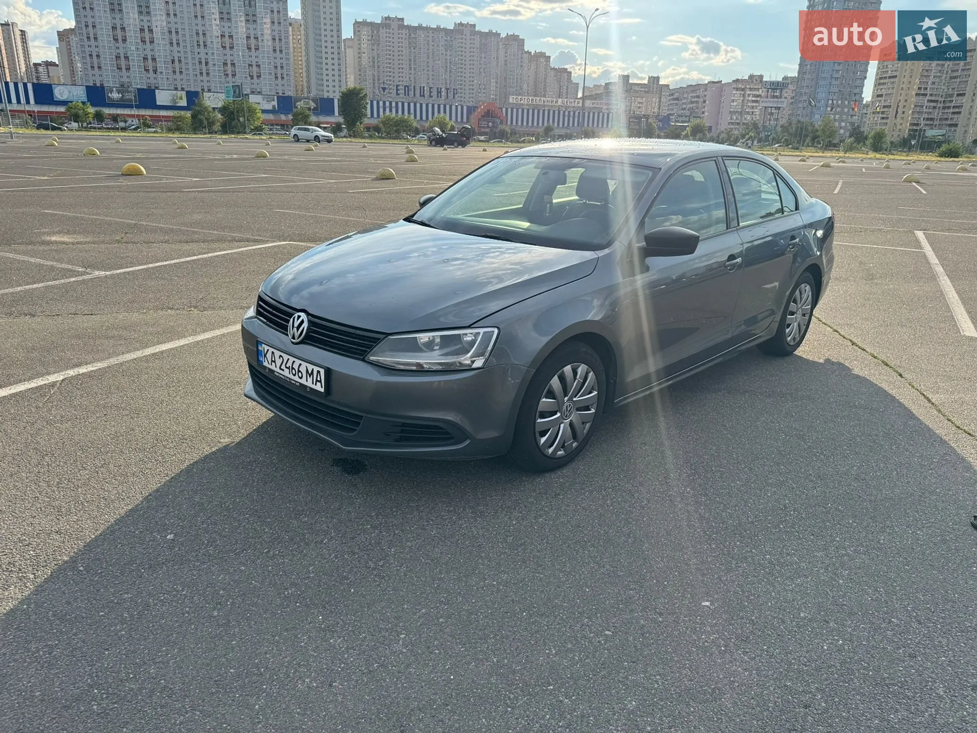2012 Volkswagen Jetta - фото 1