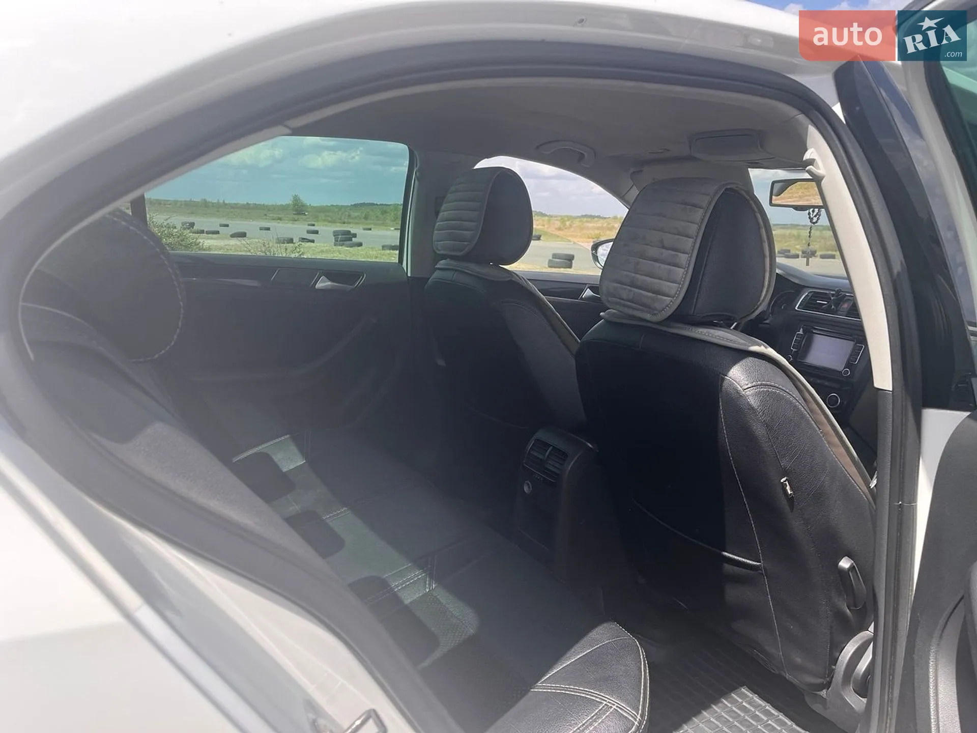 2012 Volkswagen Jetta - мініатюра 10