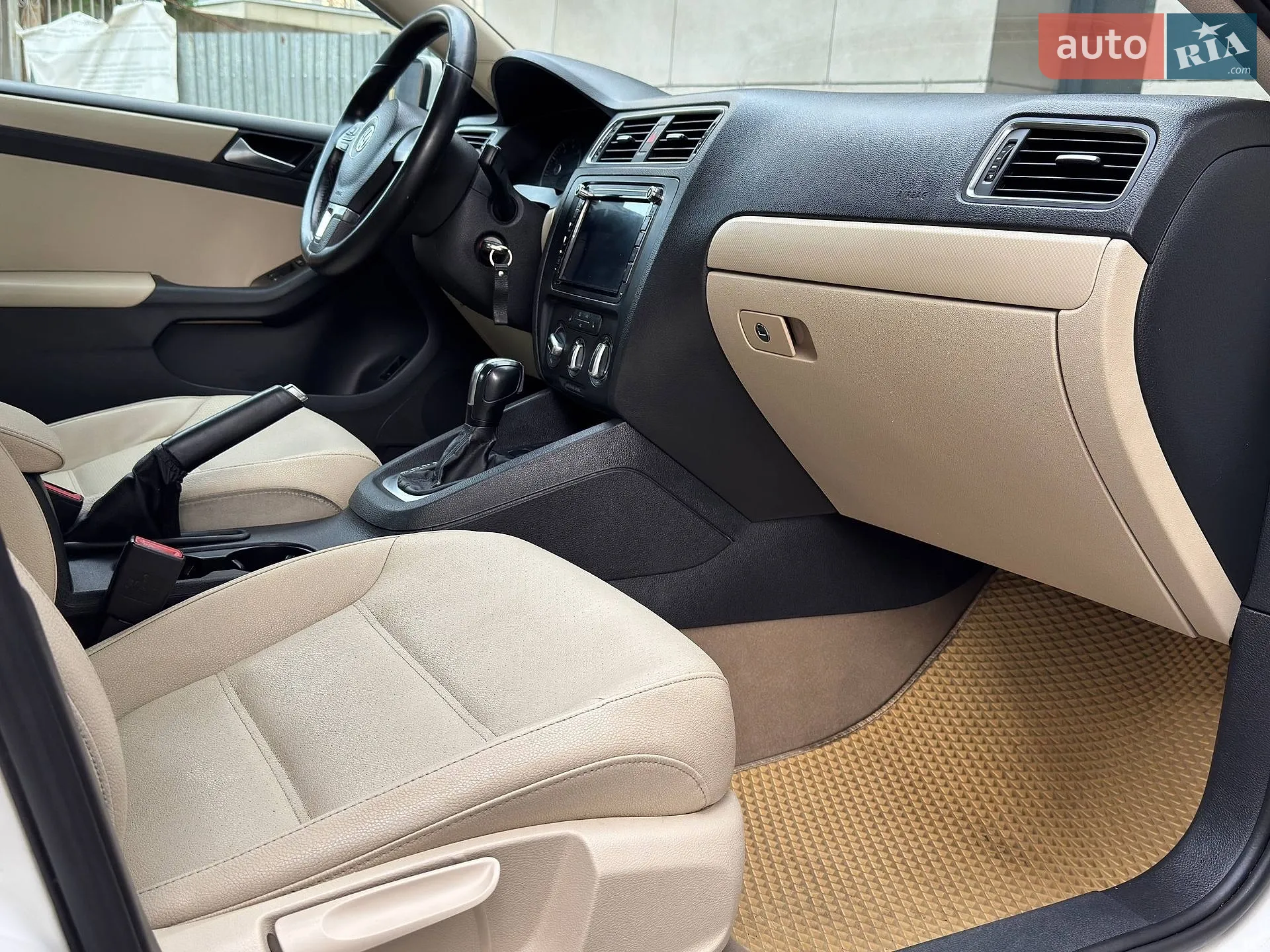 2012 Volkswagen Jetta - мініатюра 18
