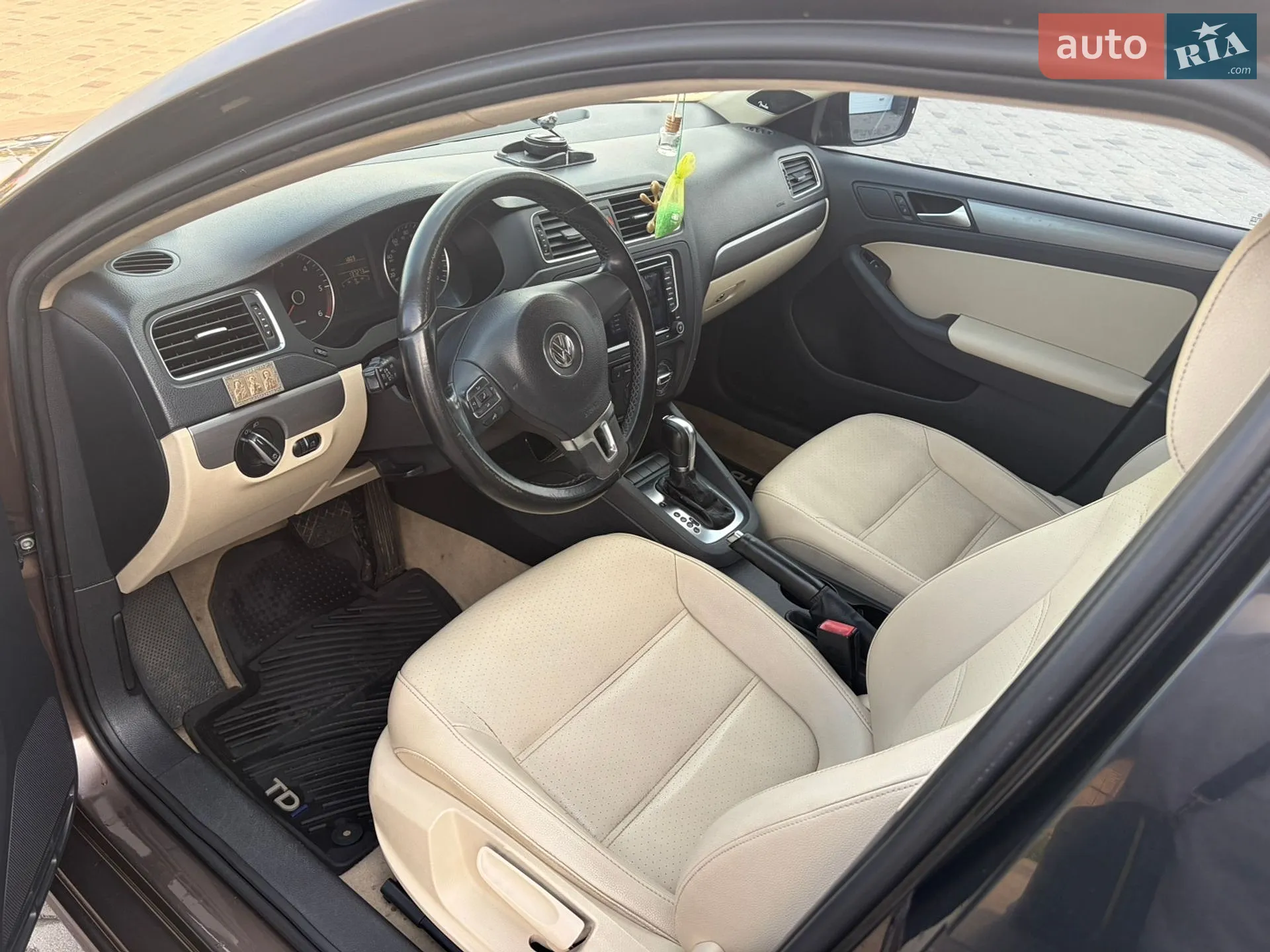 2013 Volkswagen Jetta - мініатюра 30