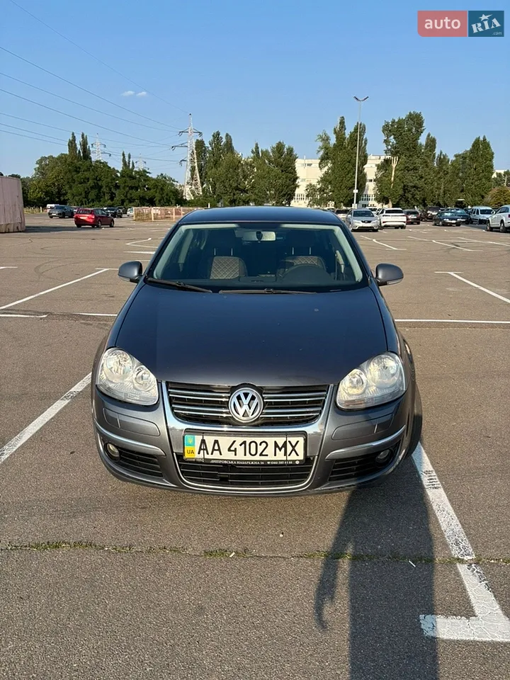 2010 Volkswagen Jetta - мініатюра 8