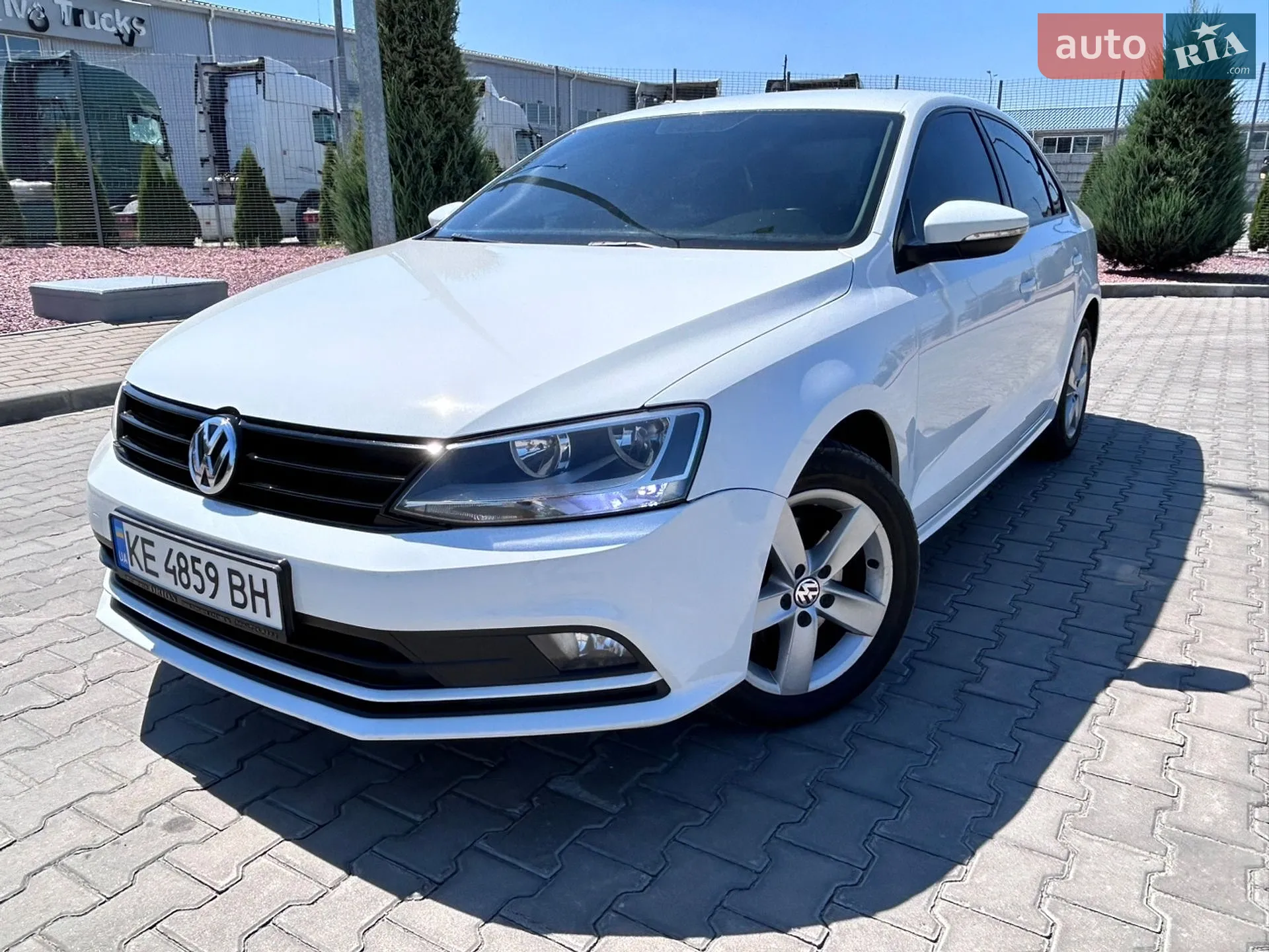 2016 Volkswagen Jetta - фото 1