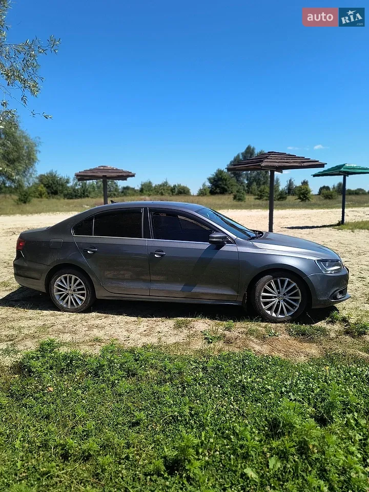 2013 Volkswagen Jetta - мініатюра 25