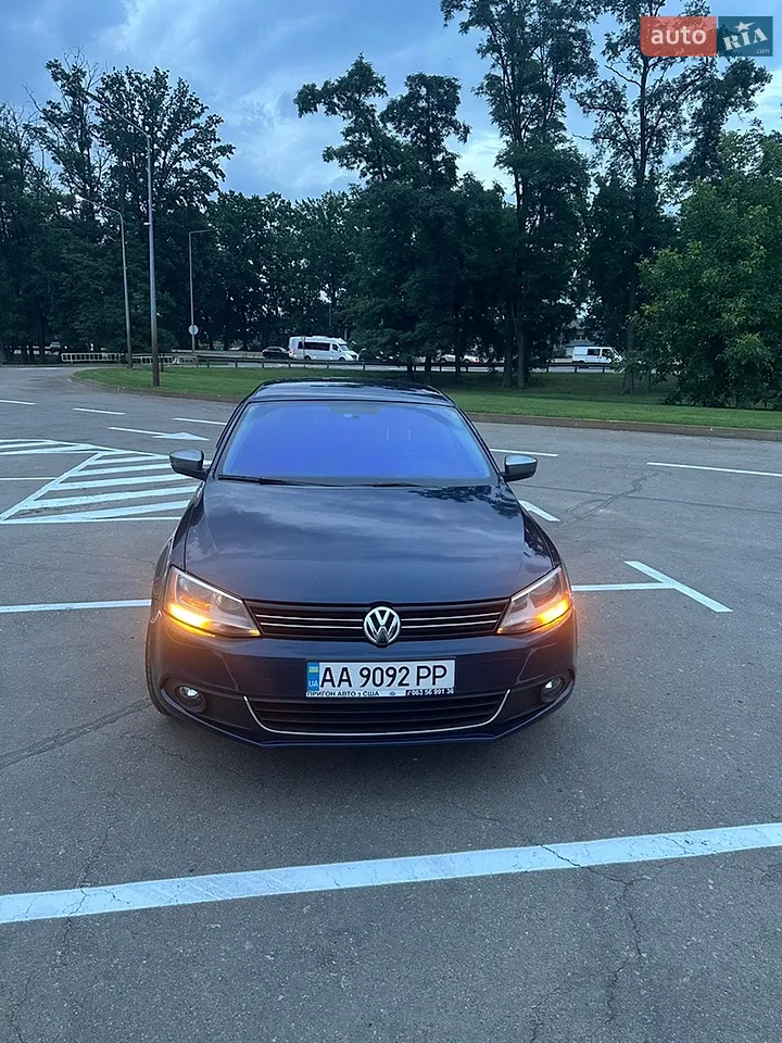 2012 Volkswagen Jetta - мініатюра 23
