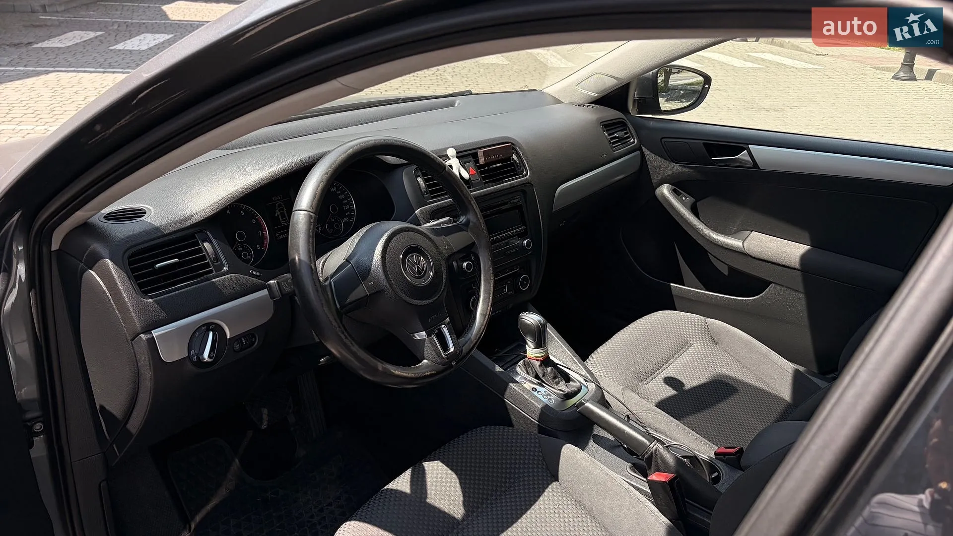 2011 Volkswagen Jetta - мініатюра 11
