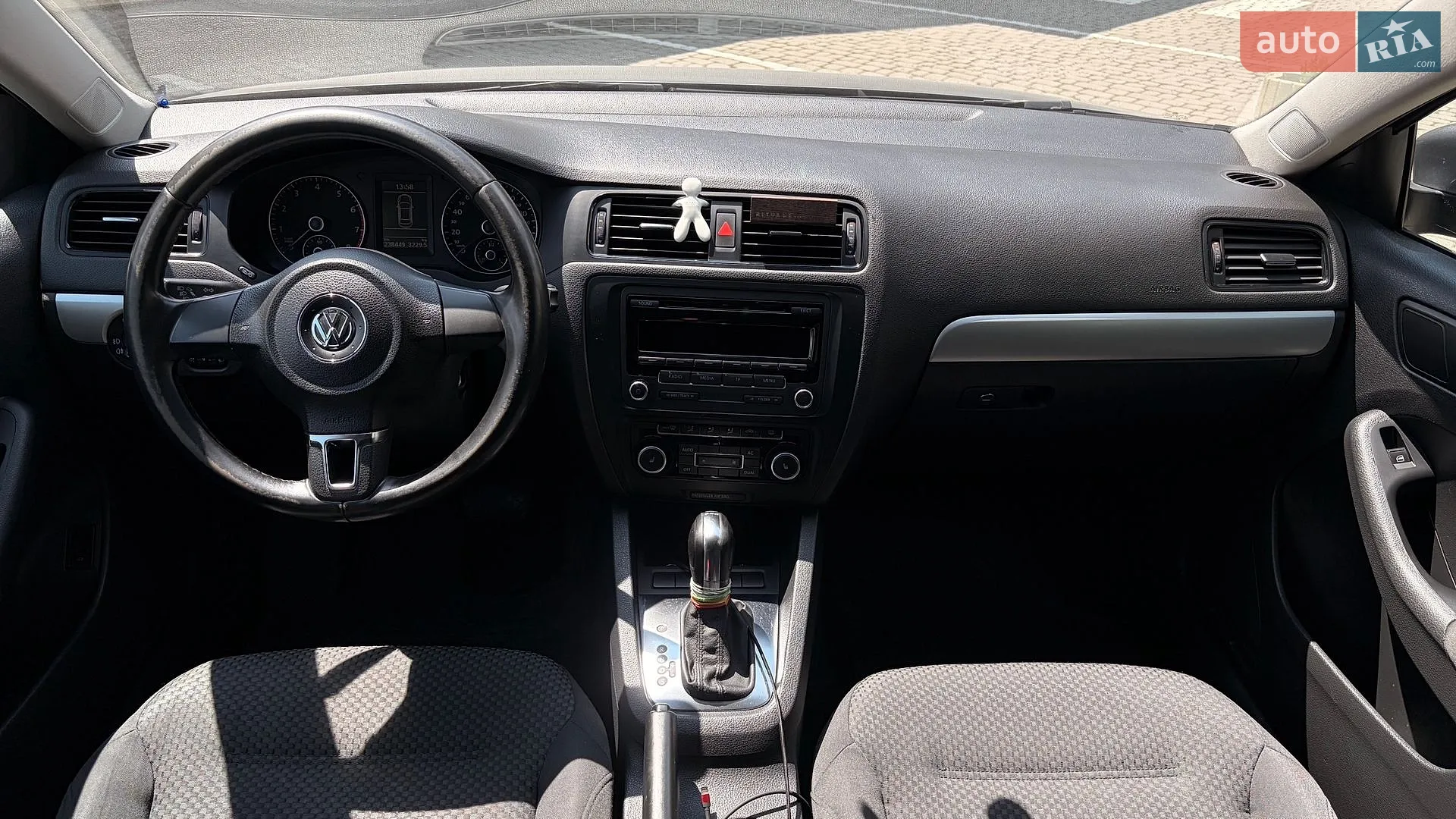 2011 Volkswagen Jetta - мініатюра 12