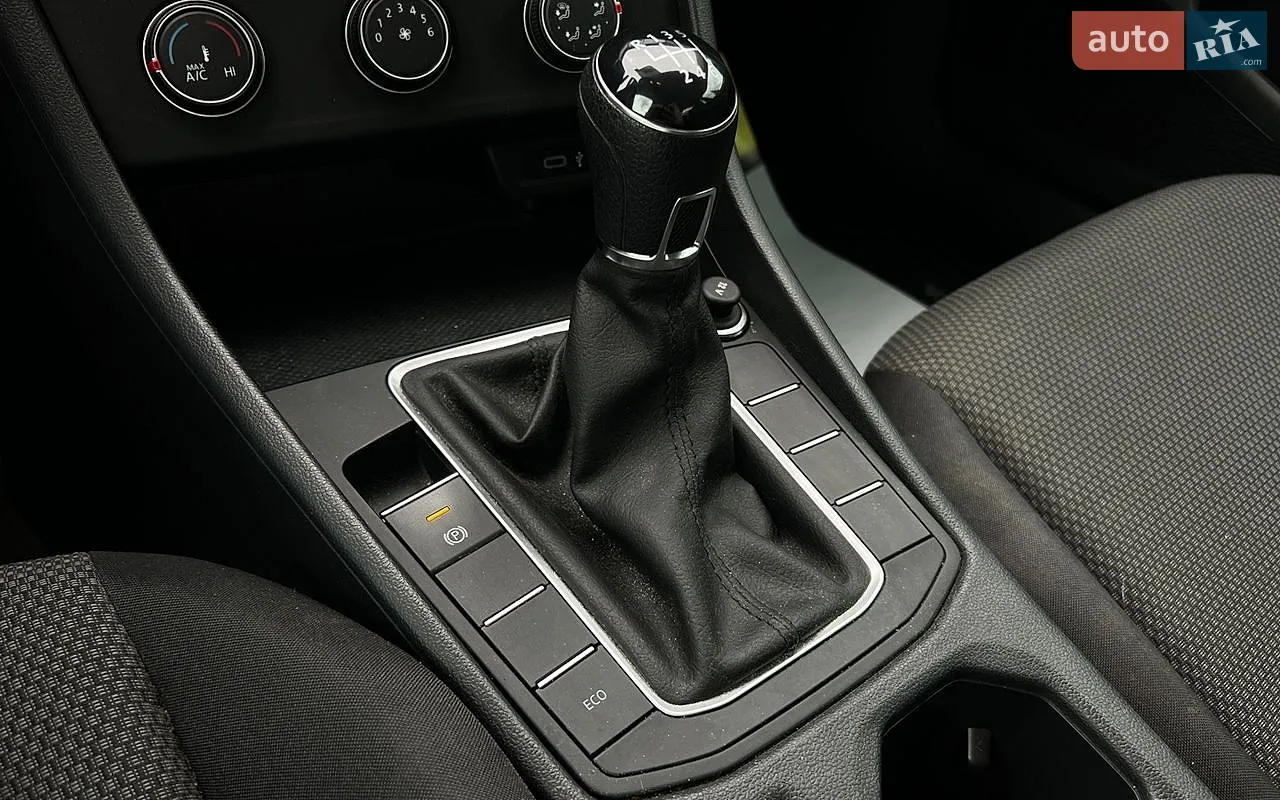 2020 Volkswagen Jetta - мініатюра 16