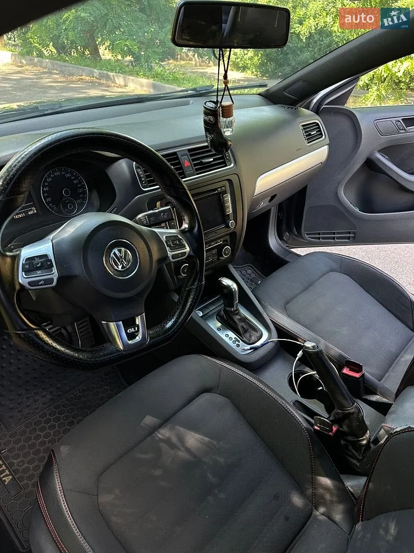 2012 Volkswagen Jetta - мініатюра 18