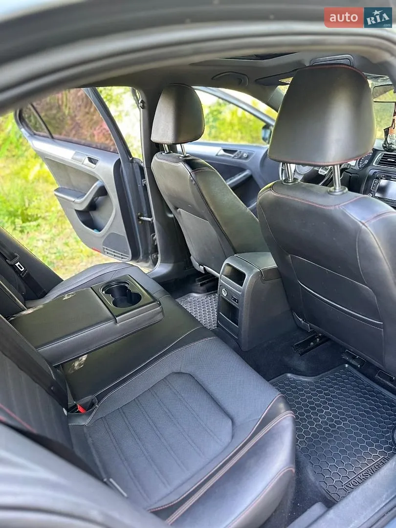 2012 Volkswagen Jetta - мініатюра 21