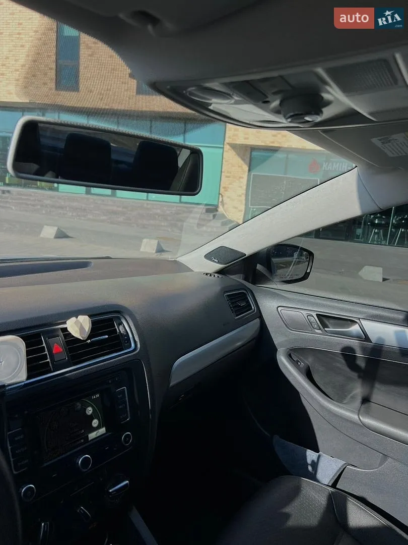 2011 Volkswagen Jetta - мініатюра 19