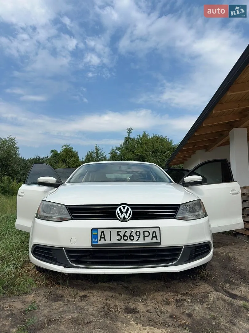 2013 Volkswagen Jetta - фото 1