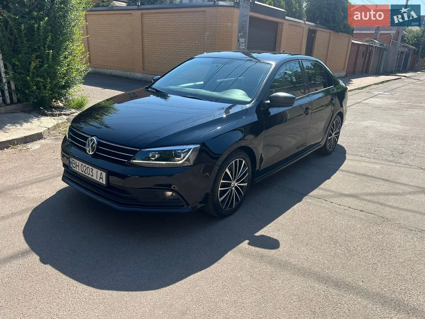 2016 Volkswagen Jetta - фото 1
