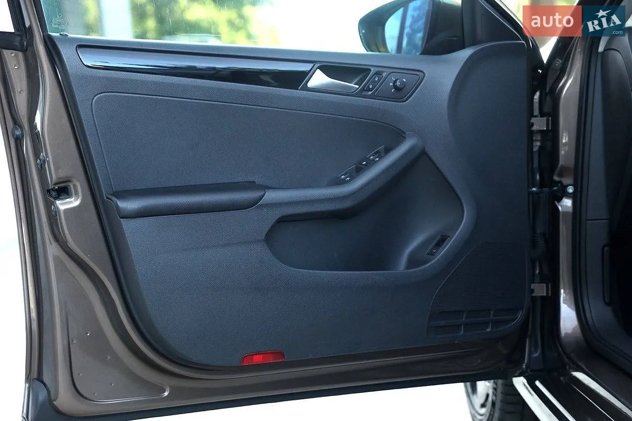 2013 Volkswagen Jetta - мініатюра 8