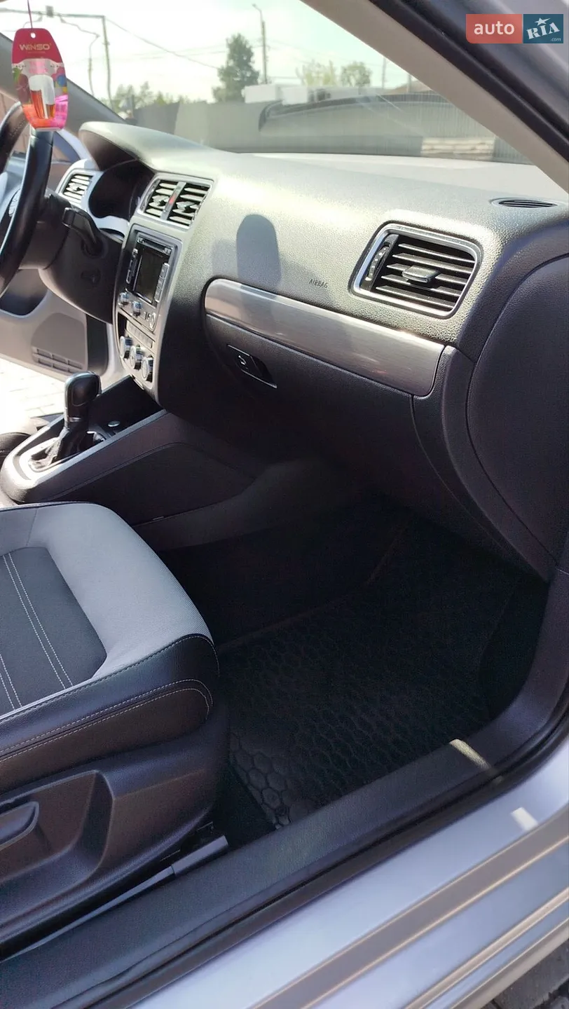 2013 Volkswagen Jetta - мініатюра 48