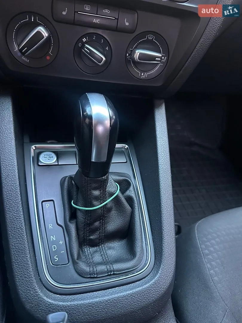 2014 Volkswagen Jetta - мініатюра 37