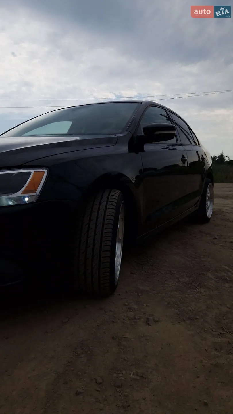 2010 Volkswagen Jetta - мініатюра 2