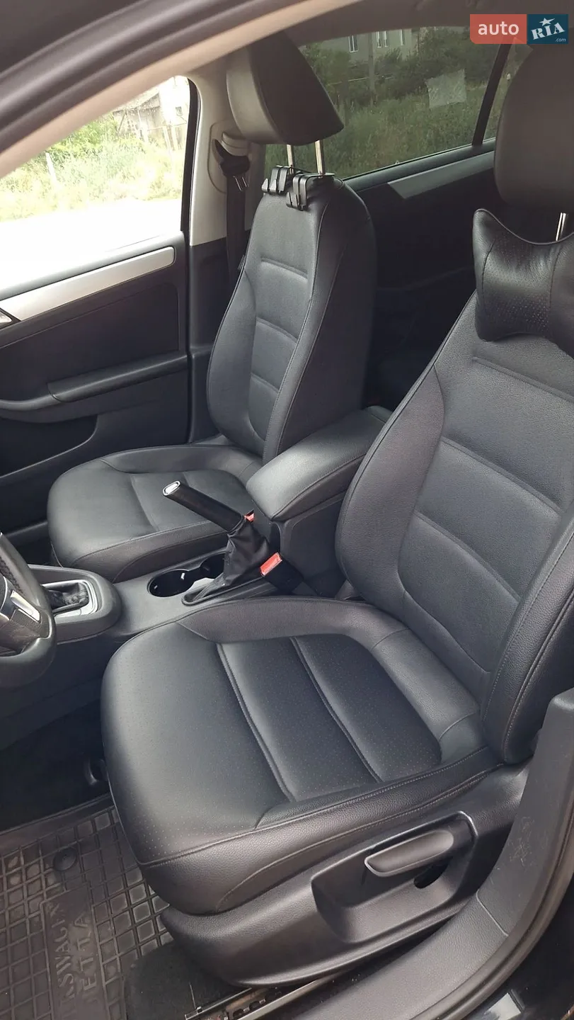 2010 Volkswagen Jetta - мініатюра 20
