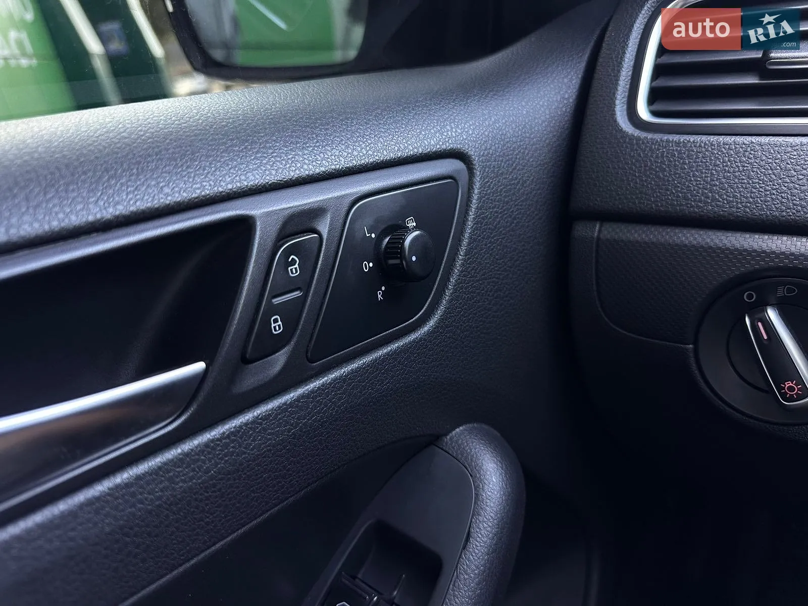 2012 Volkswagen Jetta - мініатюра 34