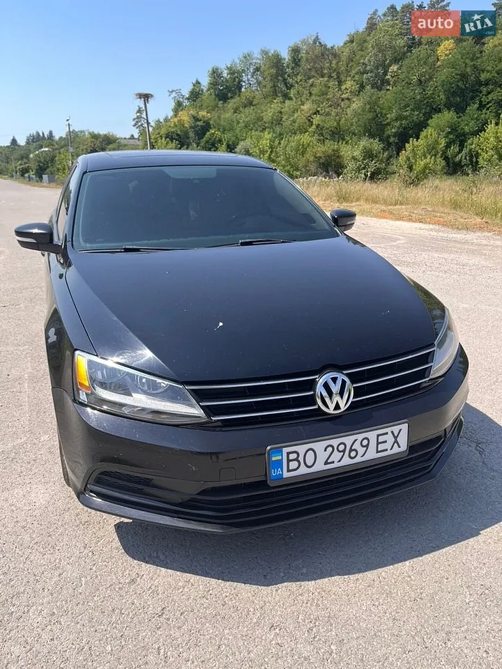2010 Volkswagen Jetta - мініатюра 25