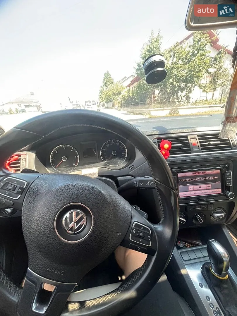 2011 Volkswagen Jetta - мініатюра 16