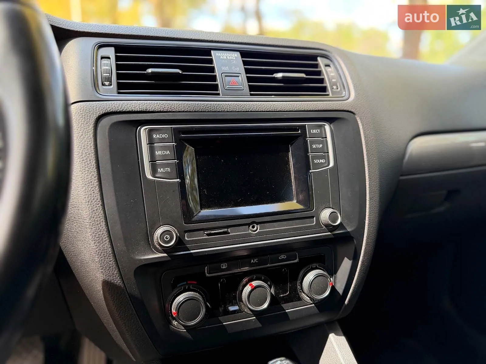2016 Volkswagen Jetta - мініатюра 22