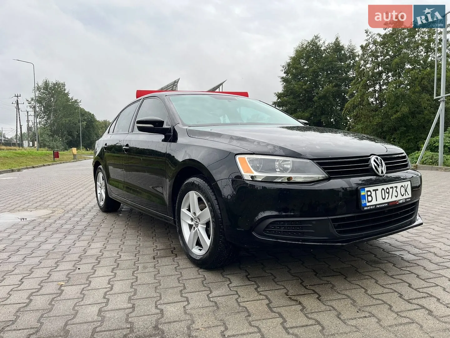 2010 Volkswagen Jetta - фото 1